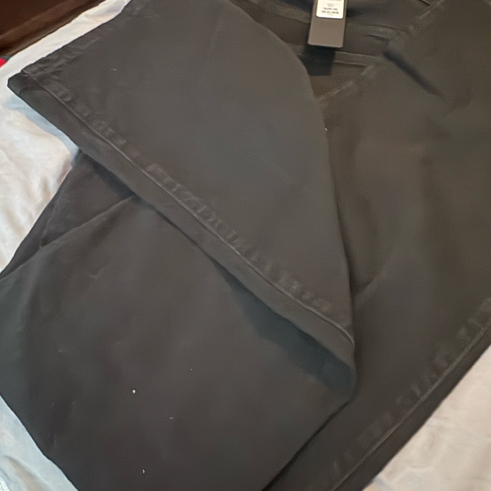 Black Fashion Nova straight leg jeans brand new with tag